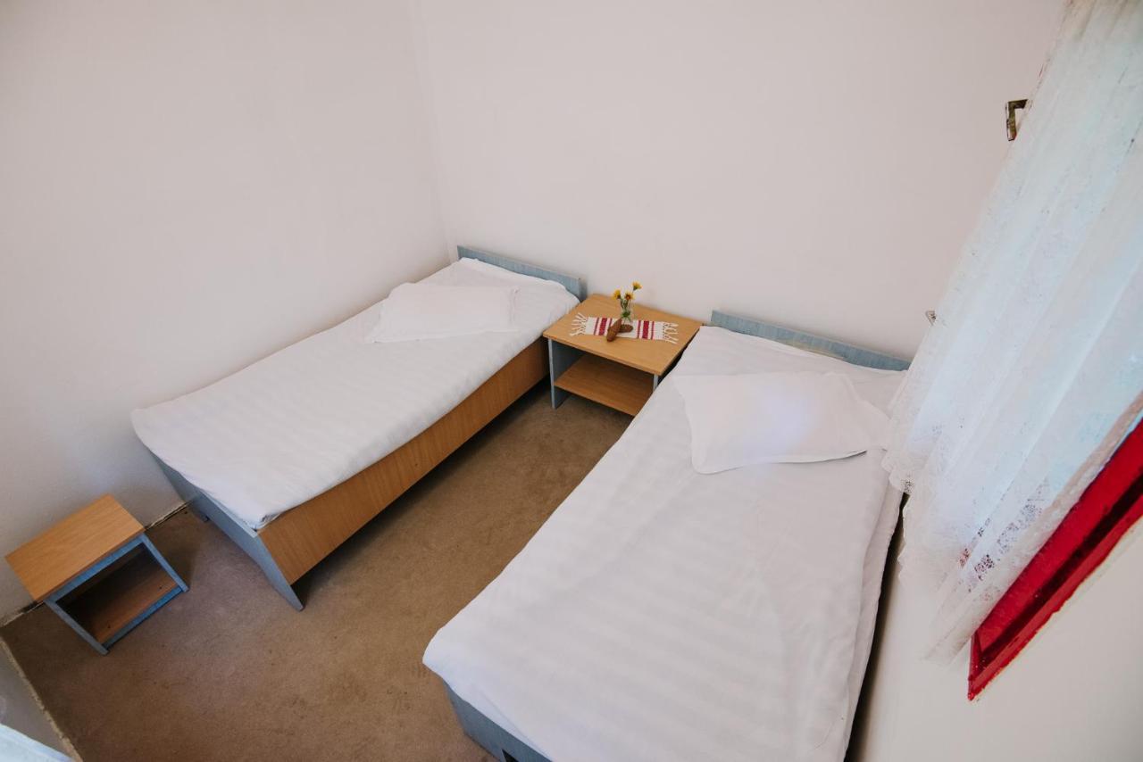 Casute Valea Zanelor Hotel Kovászna Kültér fotó
